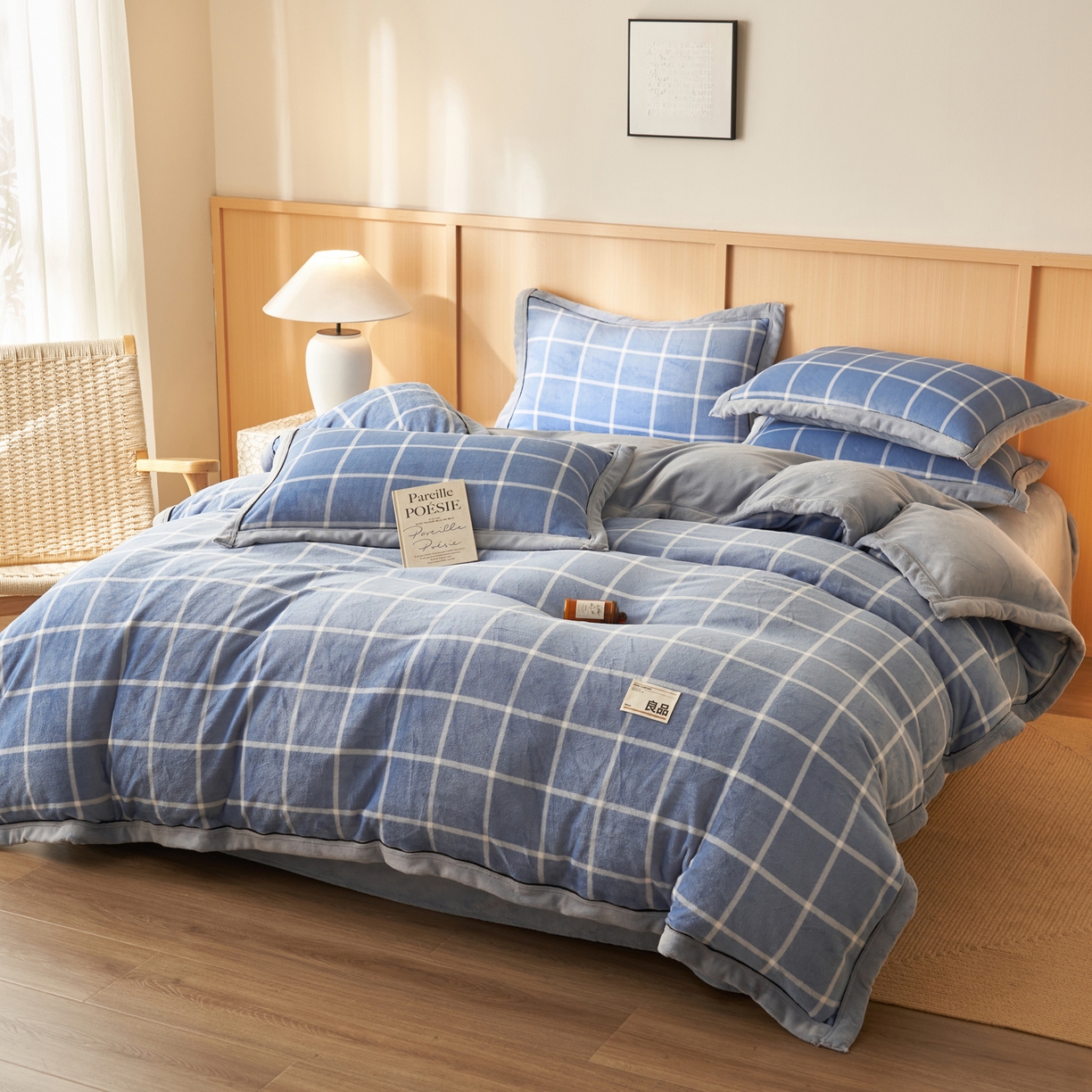 91家纺网 家纺一手货源 找家纺 寐绸家纺 2025新款牛奶绒无印风单被套 无印风被套-蓝调格