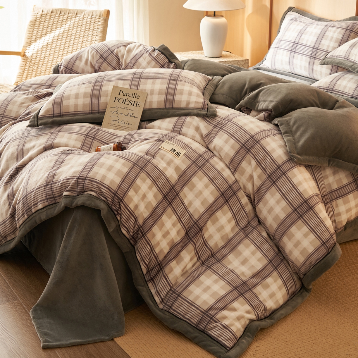 91家纺网 家纺一手货源 找家纺 寐绸家纺 2025新款牛奶绒无印风单被套 无印风被套-洛卡灰格