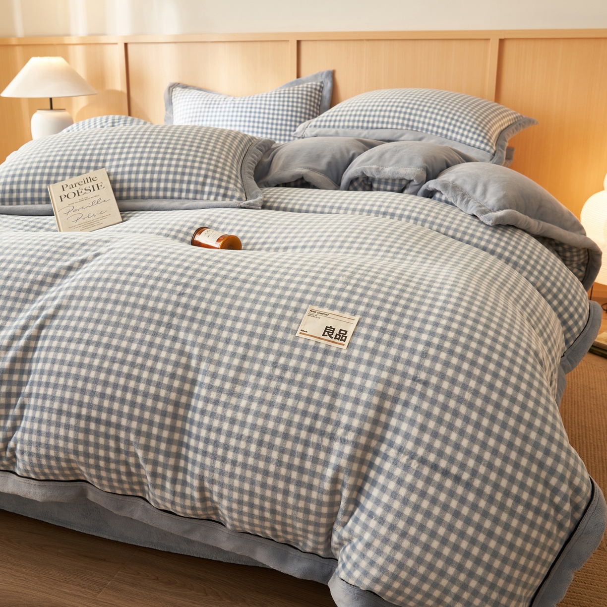 91家纺网 家纺一手货源 找家纺 寐绸家纺 2025新款牛奶绒无印风单被套 无印风被套-天蓝小格