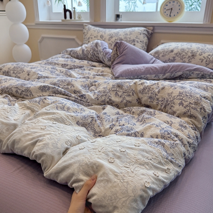 91家纺网 家纺一手货源 找家纺 尊妙被业 2025新款原麻色织全棉花边冬被被子被芯 青花瓷