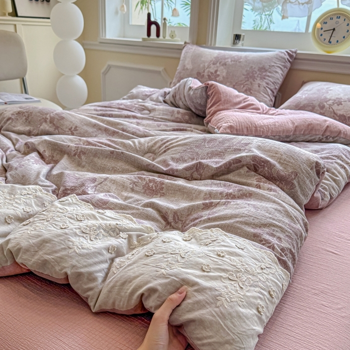 91家纺网 家纺一手货源 找家纺 尊妙被业 2025新款原麻色织全棉花边冬被被子被芯 知音咖