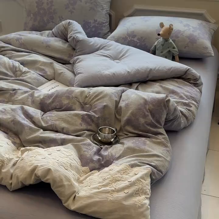 91家纺网 家纺一手货源 找家纺 尊妙被业 2025新款原麻色织全棉花边冬被被子被芯 知音蓝