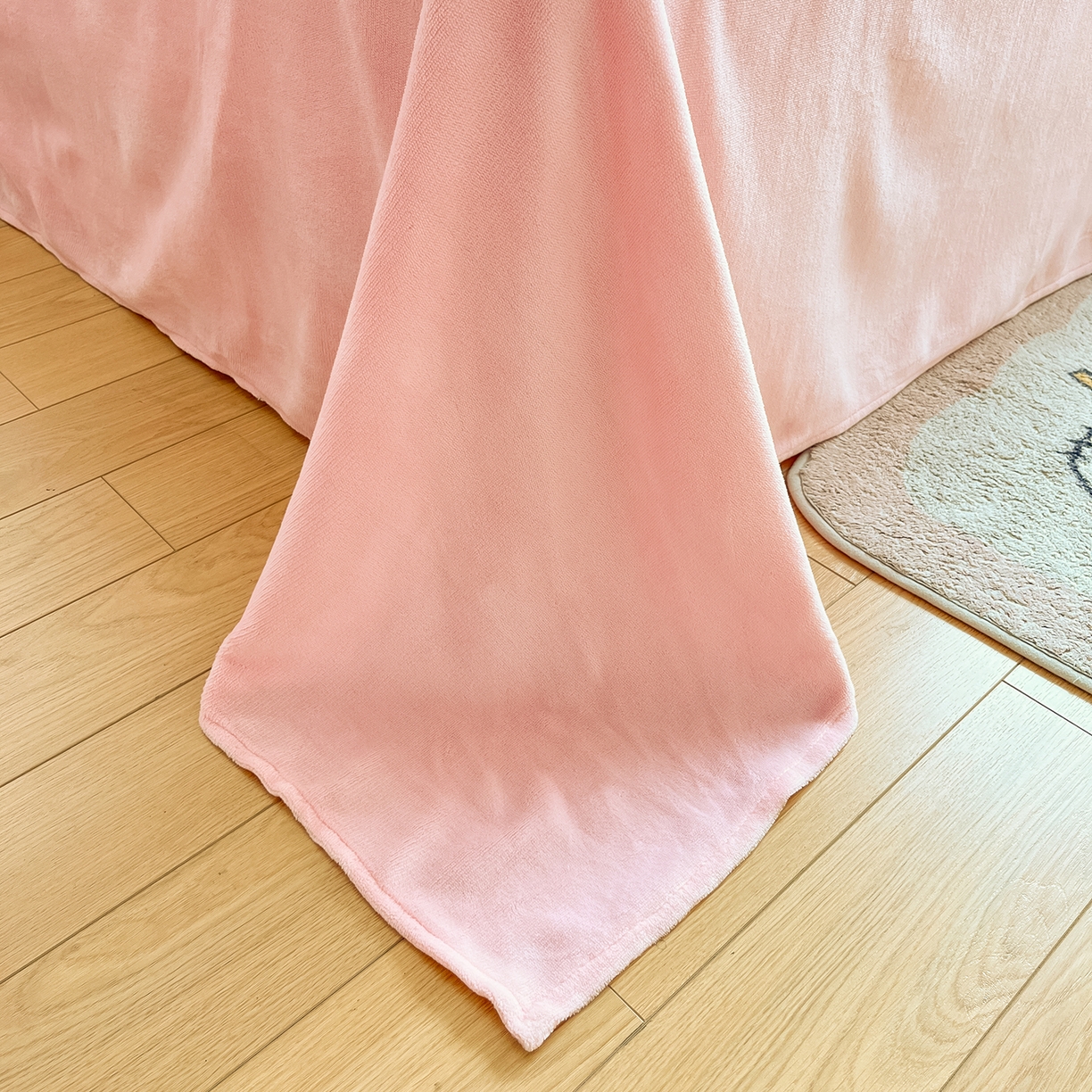 91家纺网 家纺一手货源 找家纺 （总）金爱家 2025新品正版三丽鸥授权Kitty数码大版枕套混搭卡通加厚高克重牛奶绒系列四件