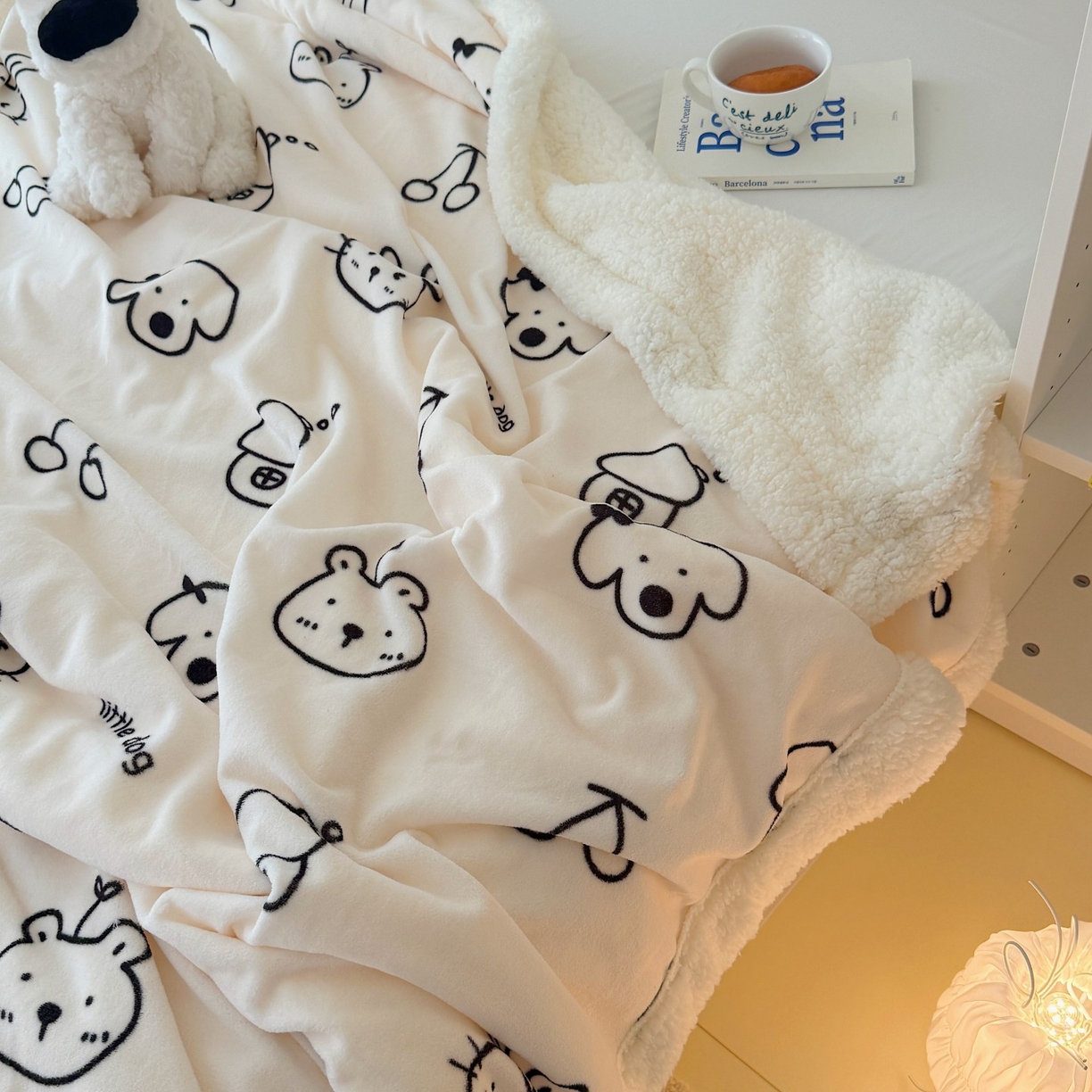 91家纺网 家纺一手货源 找家纺 顾里家纺 2025新款ins韩系少女牛奶羊羔绒盖毯毛毯 线条漫画