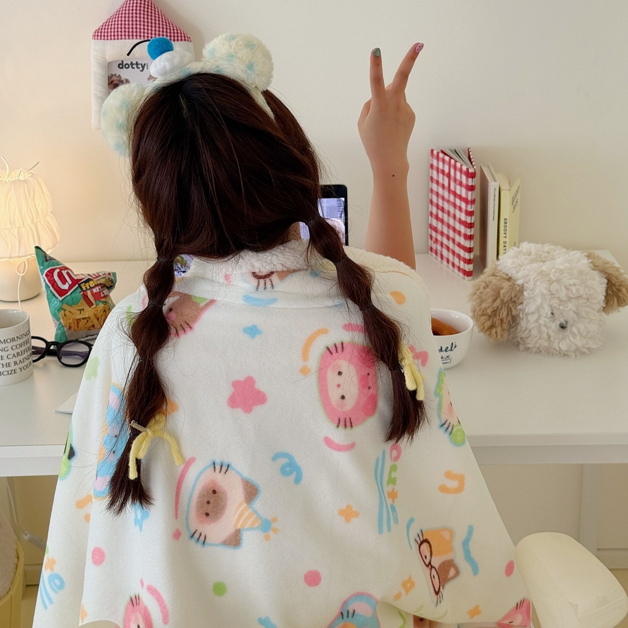 91家纺网 家纺一手货源 找家纺 顾里家纺 2025新款ins韩系少女牛奶羊羔绒盖毯毛毯 泡芙喵喵