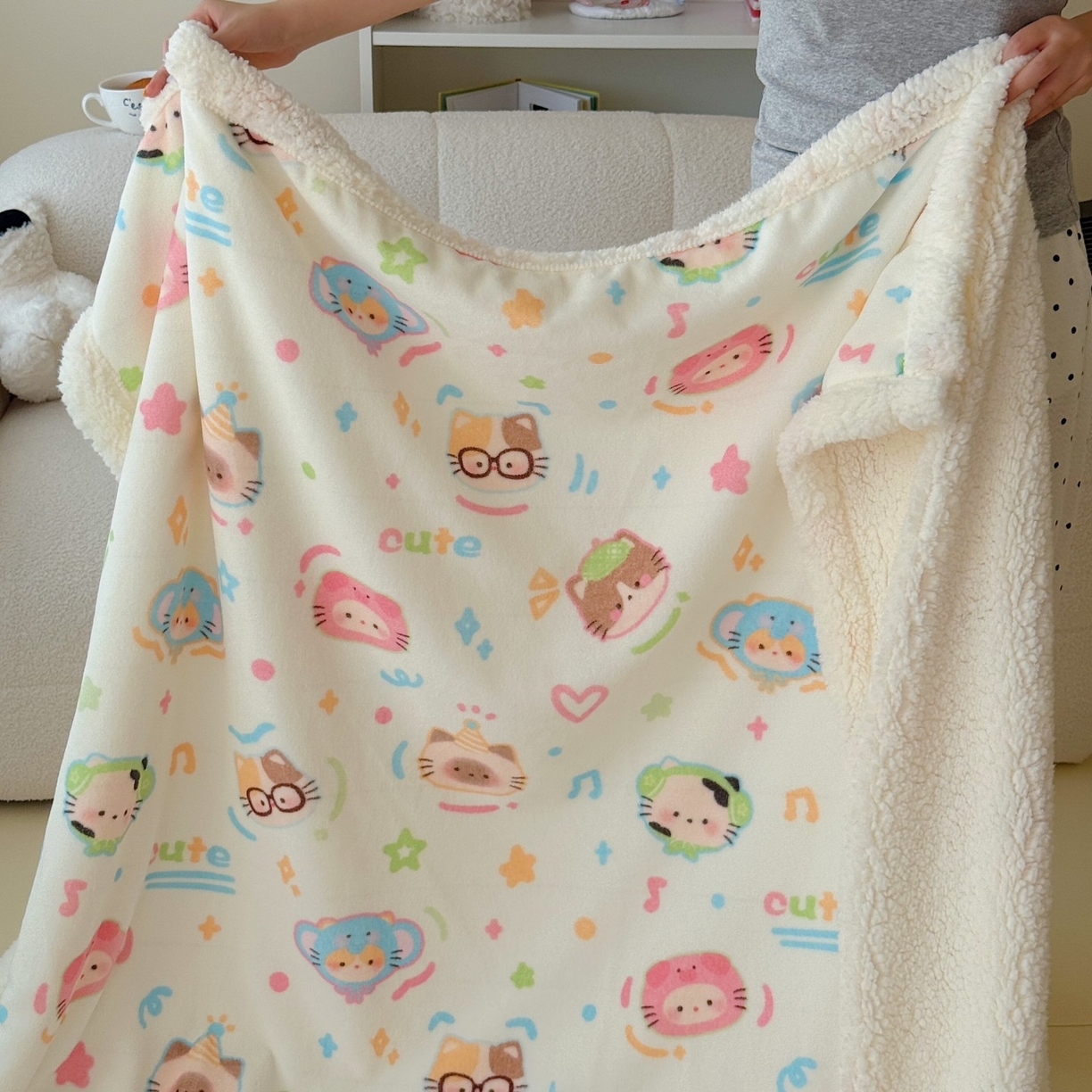 91家纺网 家纺一手货源 找家纺 顾里家纺 2025新款ins韩系少女牛奶羊羔绒盖毯毛毯 泡芙喵喵