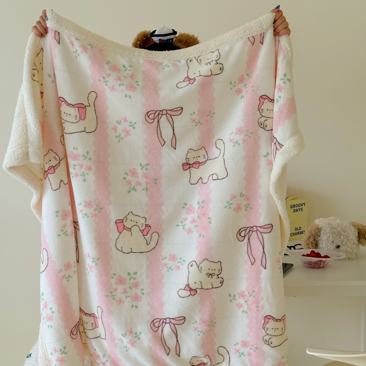 91家纺网 家纺一手货源 找家纺 顾里家纺 2025新款ins韩系少女牛奶羊羔绒盖毯毛毯 丝带碎花猫咪