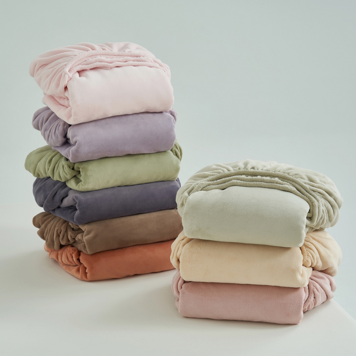 91家纺网 家纺一手货源 找家纺 寐绸家纺 2025新款牛奶绒纯色暖绒床笠 组合图