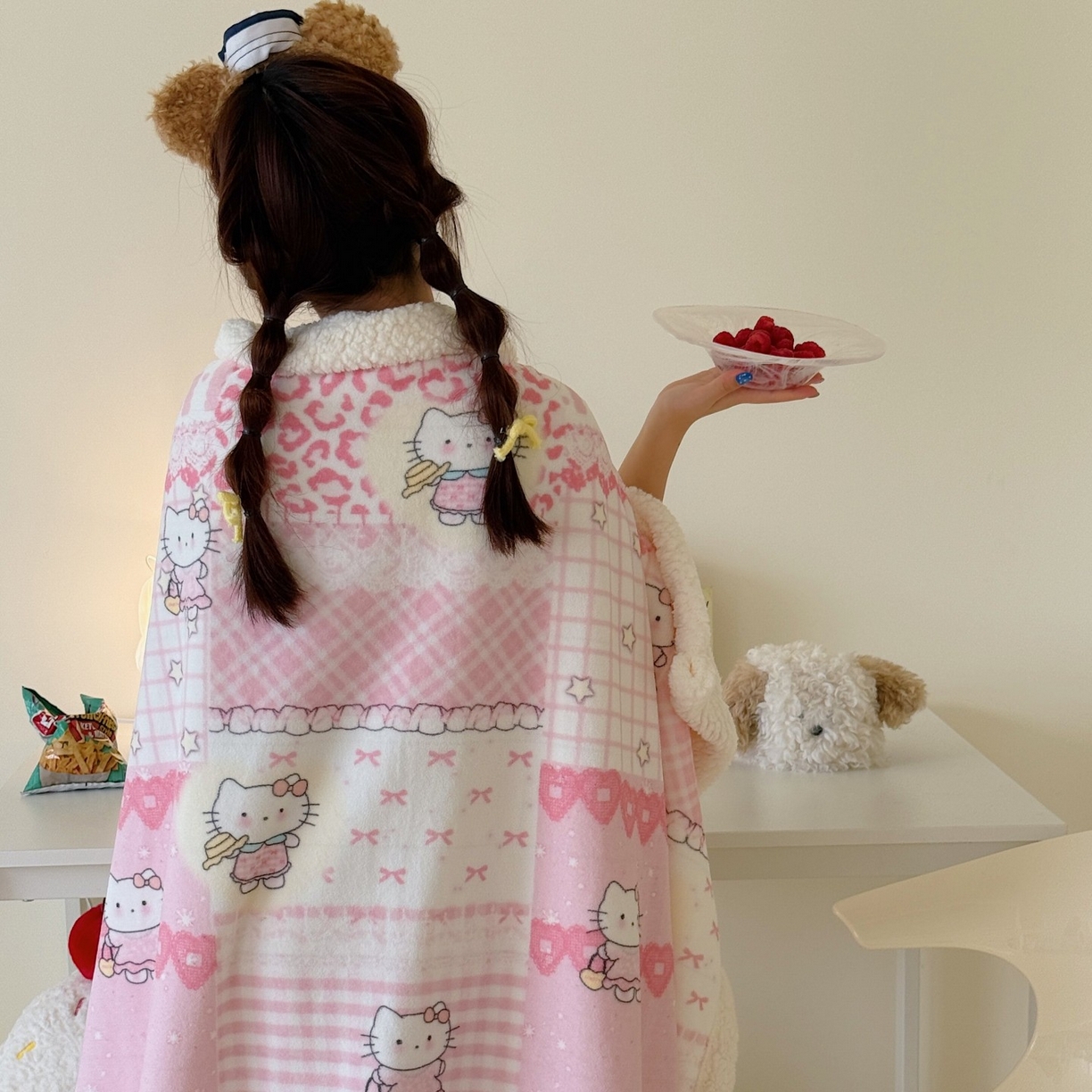 91家纺网 家纺一手货源 找家纺 顾里家纺 2025新款ins韩系少女牛奶羊羔绒盖毯毛毯 喵友派对