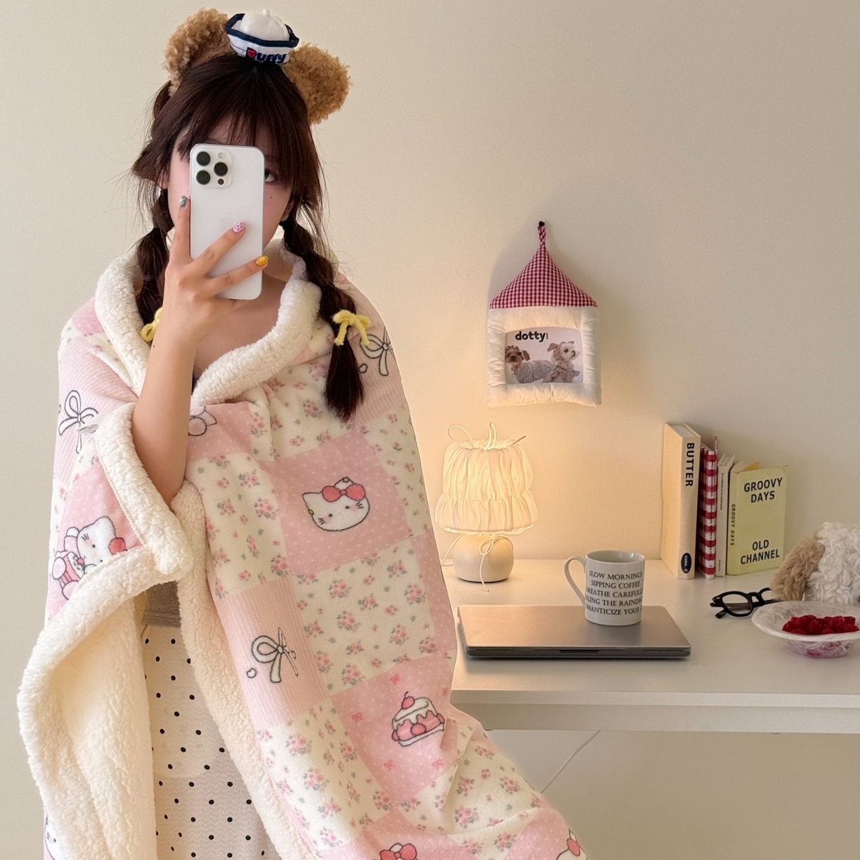 91家纺网 家纺一手货源 找家纺 顾里家纺 2025新款ins韩系少女牛奶羊羔绒盖毯毛毯 碎花拼接猫咪