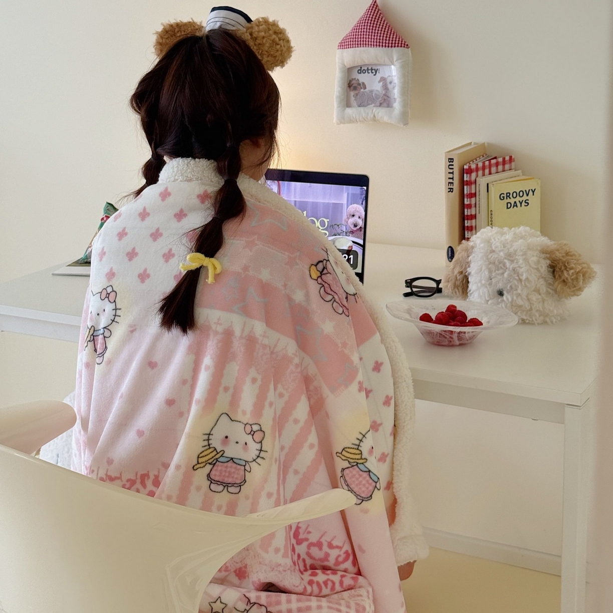 91家纺网 家纺一手货源 找家纺 顾里家纺 2025新款ins韩系少女牛奶羊羔绒盖毯毛毯 喵友派对