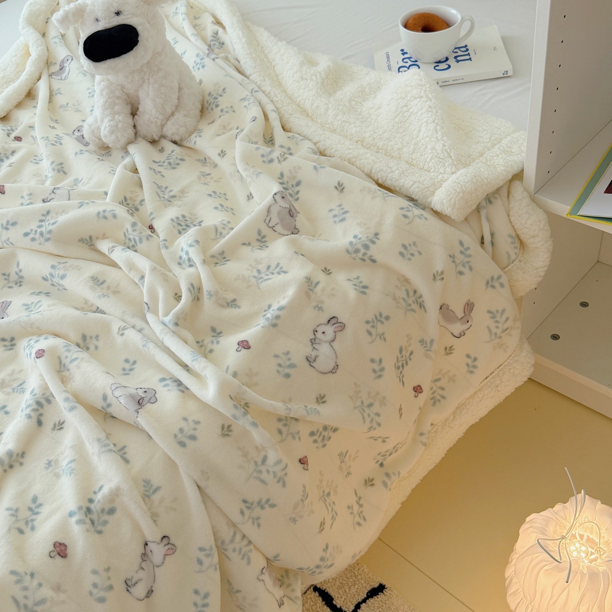 91家纺网 家纺一手货源 找家纺 顾里家纺 2025新款ins韩系少女牛奶羊羔绒盖毯毛毯 碎花兔兔