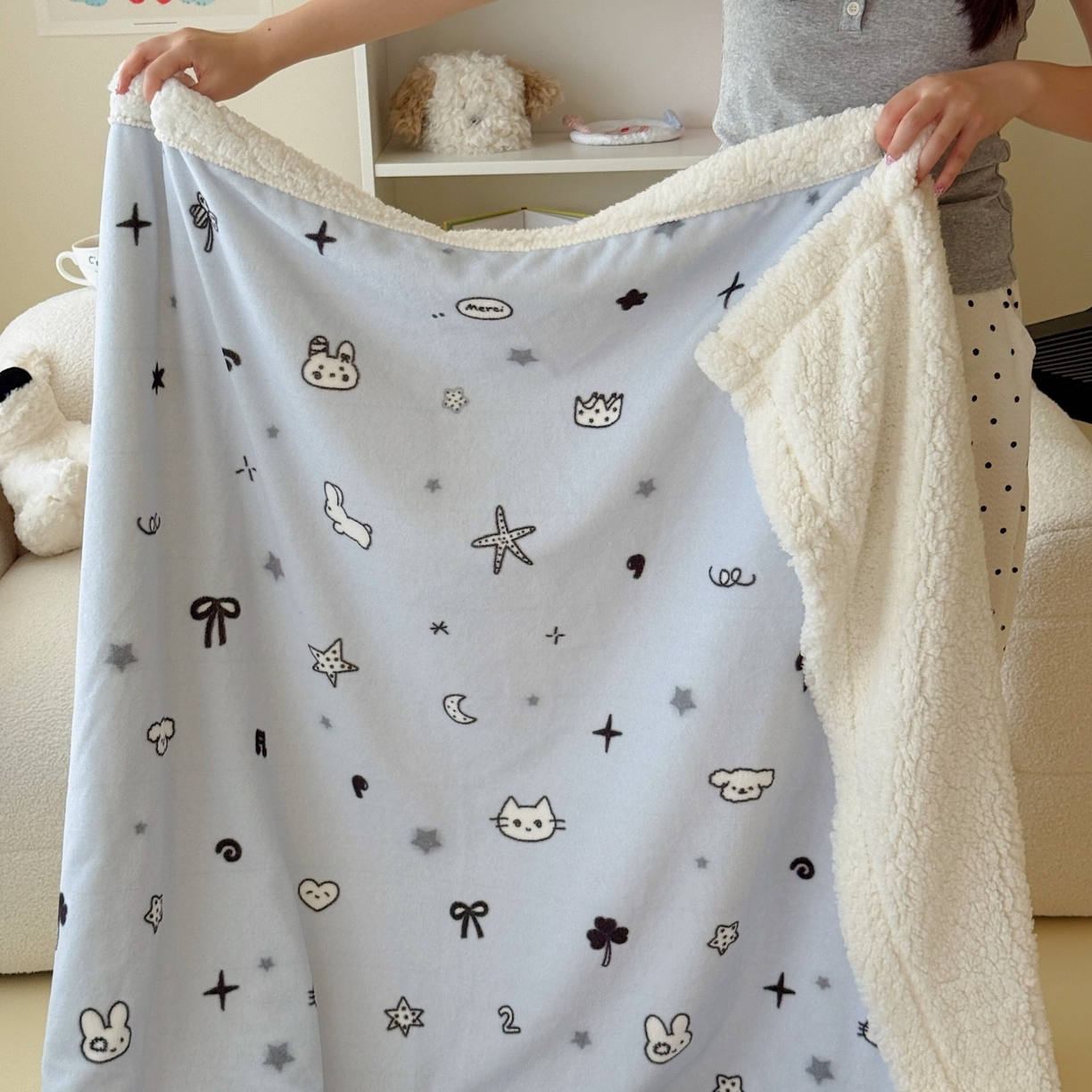 91家纺网 家纺一手货源 找家纺 顾里家纺 2025新款ins韩系少女牛奶羊羔绒盖毯毛毯 线条动物