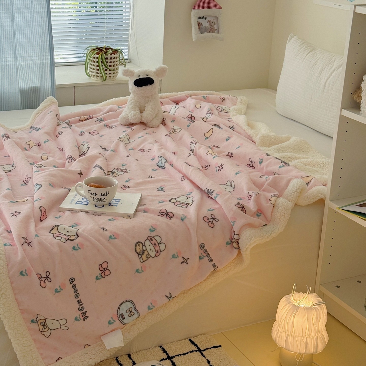 91家纺网 家纺一手货源 找家纺 顾里家纺 2025新款ins韩系少女牛奶羊羔绒盖毯毛毯 碎花小兔