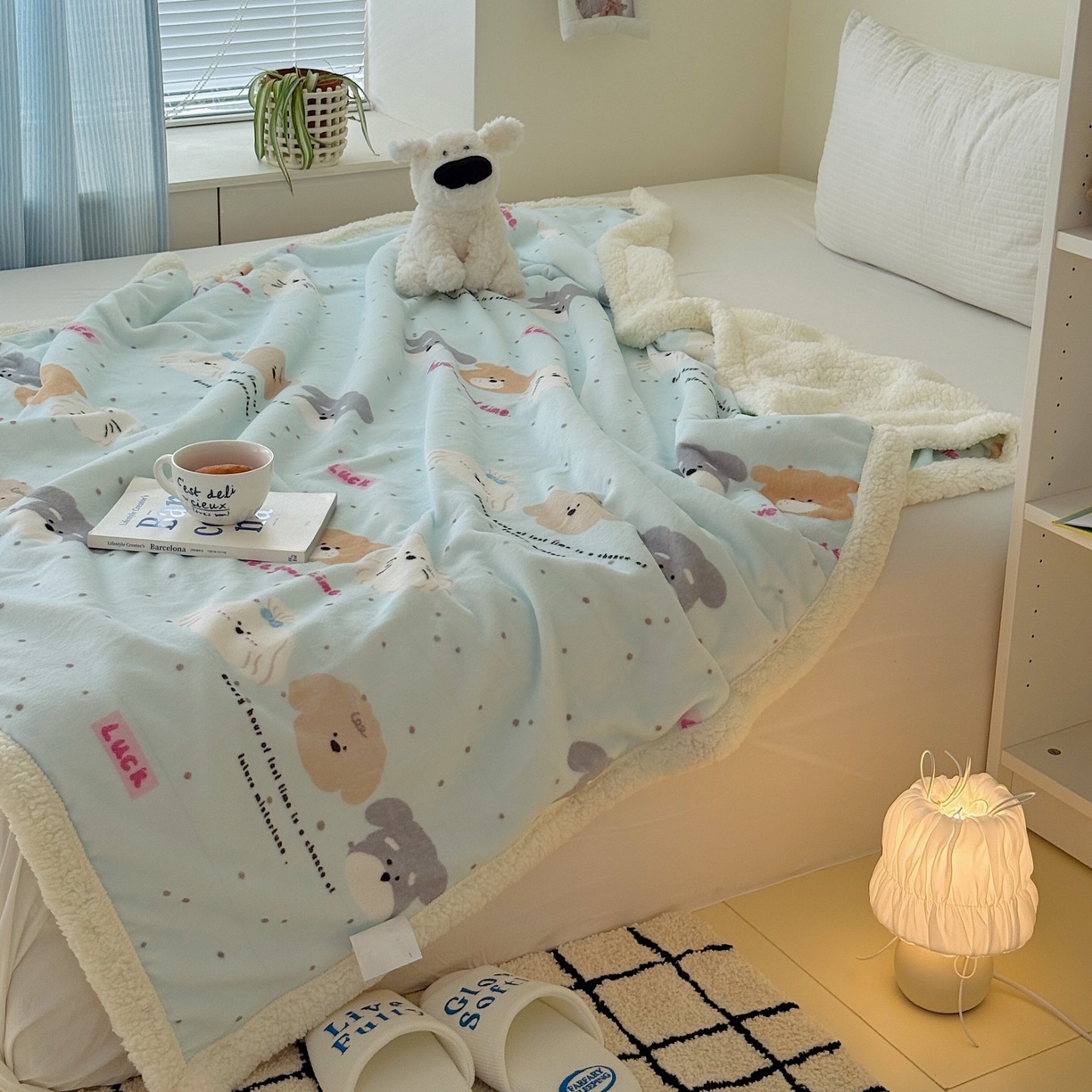 91家纺网 家纺一手货源 找家纺 顾里家纺 2025新款ins韩系少女牛奶羊羔绒盖毯毛毯 ins狗狗