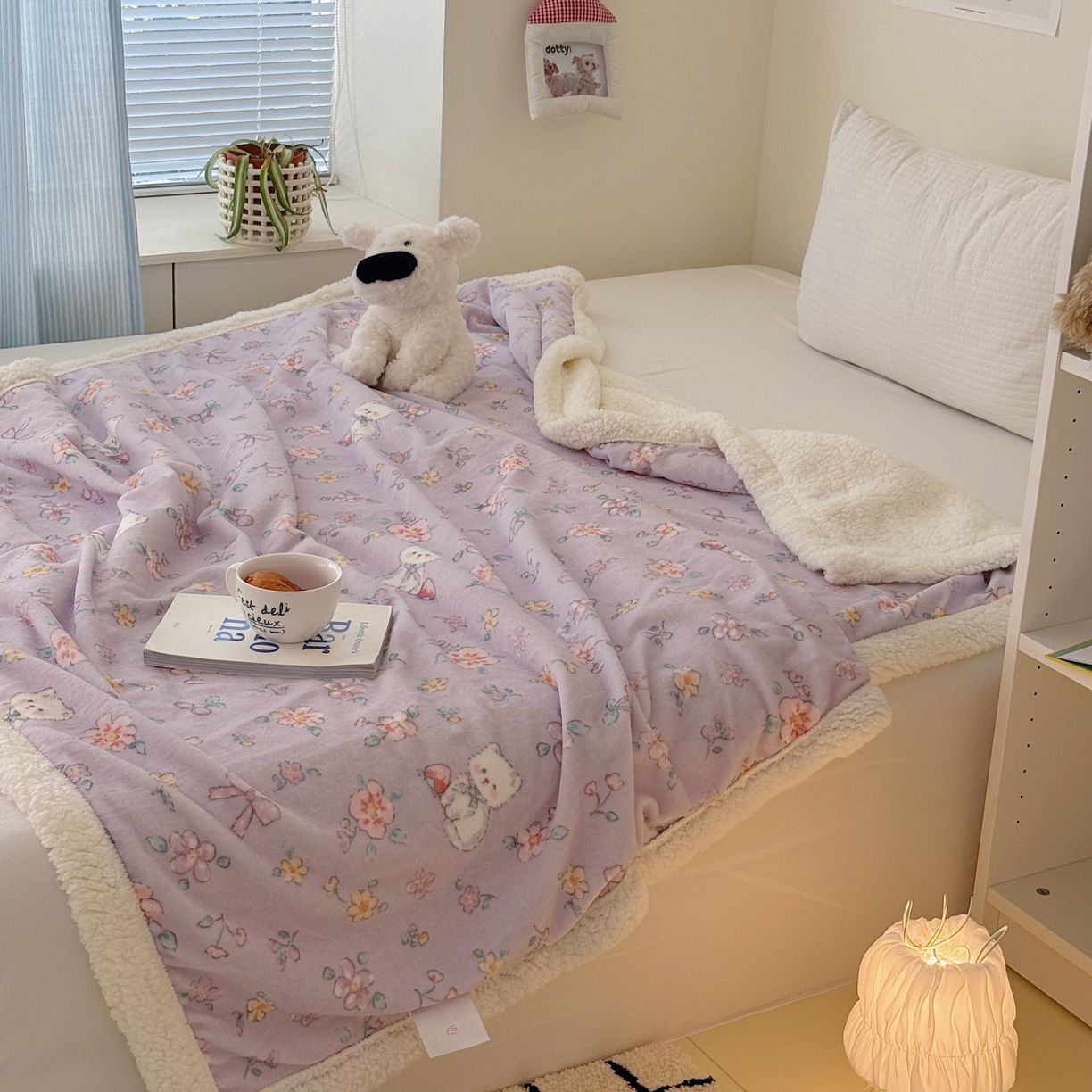 91家纺网 家纺一手货源 找家纺 顾里家纺 2025新款ins韩系少女牛奶羊羔绒盖毯毛毯 碎花喵