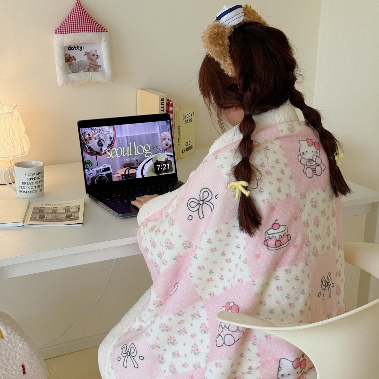 91家纺网 家纺一手货源 找家纺 顾里家纺 2025新款ins韩系少女牛奶羊羔绒盖毯毛毯 碎花拼接猫咪