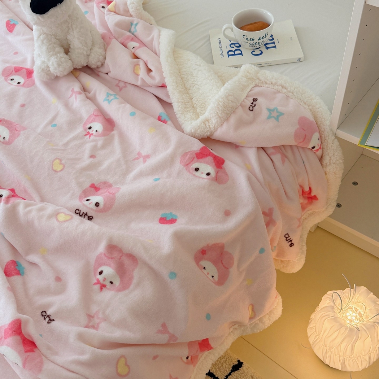 91家纺网 家纺一手货源 找家纺 顾里家纺 2025新款ins韩系少女牛奶羊羔绒盖毯毛毯 可爱兔兔