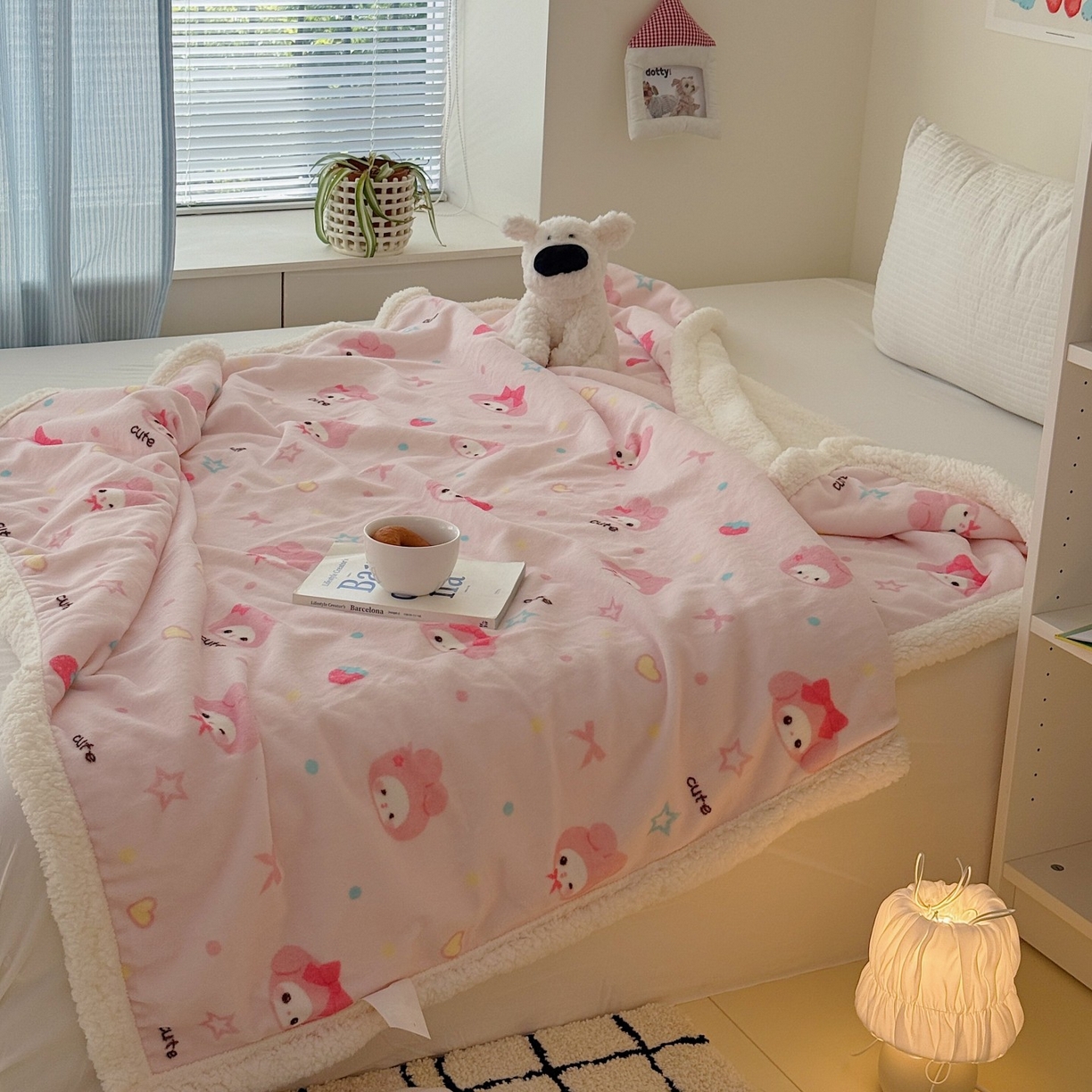 91家纺网 家纺一手货源 找家纺 顾里家纺 2025新款ins韩系少女牛奶羊羔绒盖毯毛毯 可爱兔兔