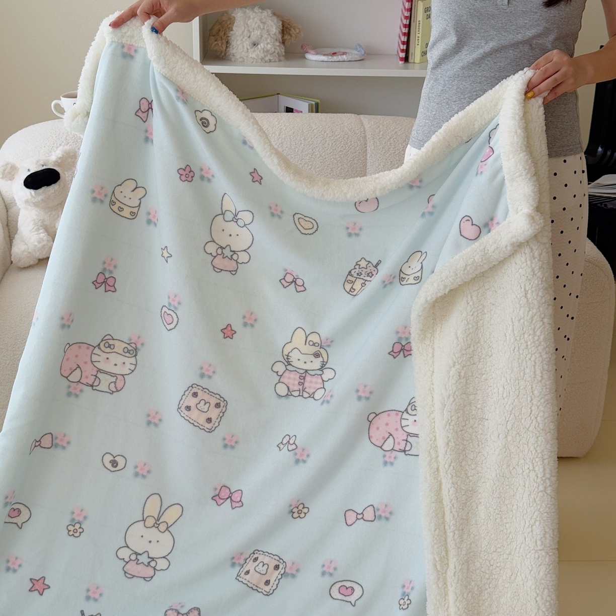 91家纺网 家纺一手货源 找家纺 顾里家纺 2025新款ins韩系少女牛奶羊羔绒盖毯毛毯 碎花甜兔