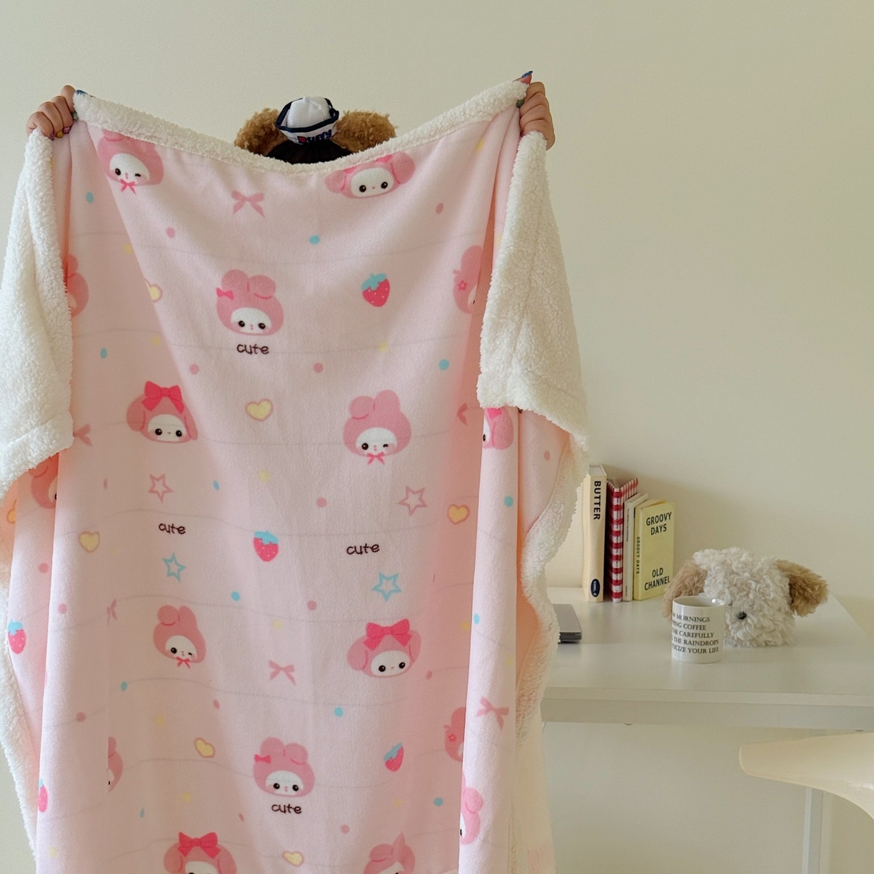 91家纺网 家纺一手货源 找家纺 顾里家纺 2025新款ins韩系少女牛奶羊羔绒盖毯毛毯 可爱兔兔