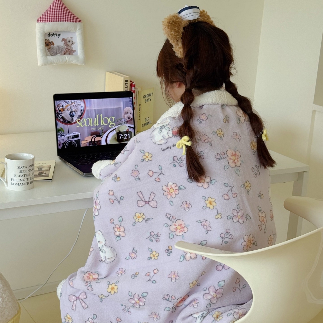 91家纺网 家纺一手货源 找家纺 顾里家纺 2025新款ins韩系少女牛奶羊羔绒盖毯毛毯 碎花喵