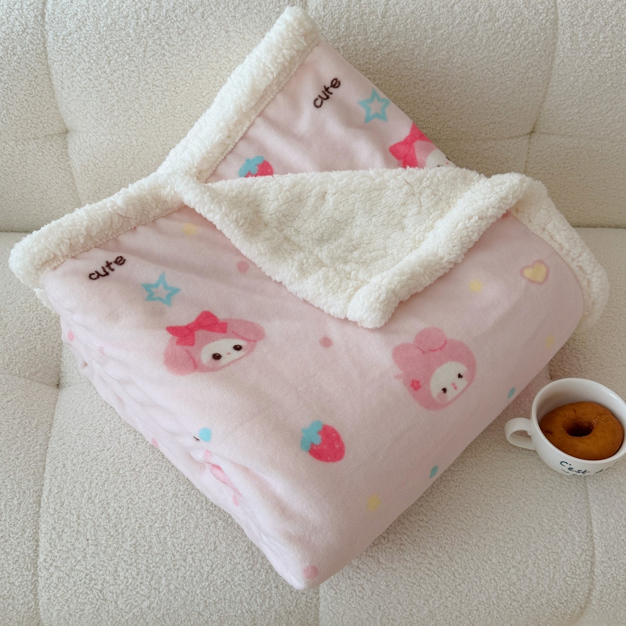 91家纺网 家纺一手货源 找家纺 顾里家纺 2025新款ins韩系少女牛奶羊羔绒盖毯毛毯 可爱兔兔