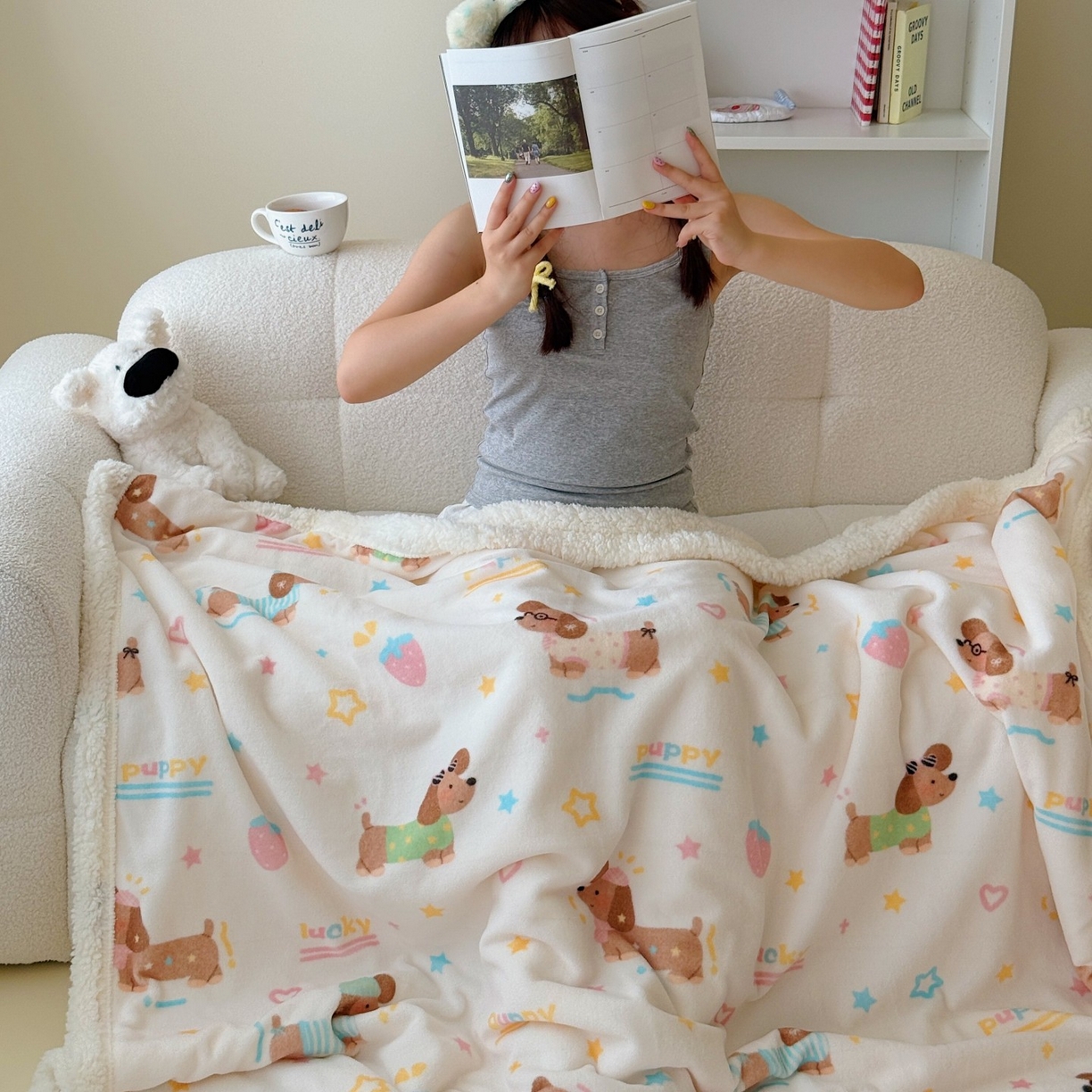 91家纺网 家纺一手货源 找家纺 顾里家纺 2025新款ins韩系少女牛奶羊羔绒盖毯毛毯 腊肠狗好友