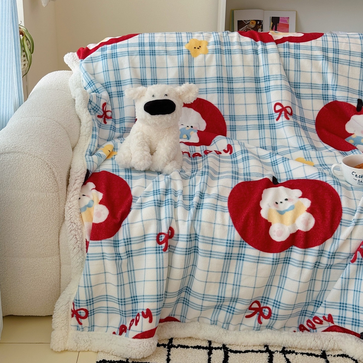 91家纺网 家纺一手货源 找家纺 顾里家纺 2025新款ins韩系少女牛奶羊羔绒盖毯毛毯 苹果狗狗