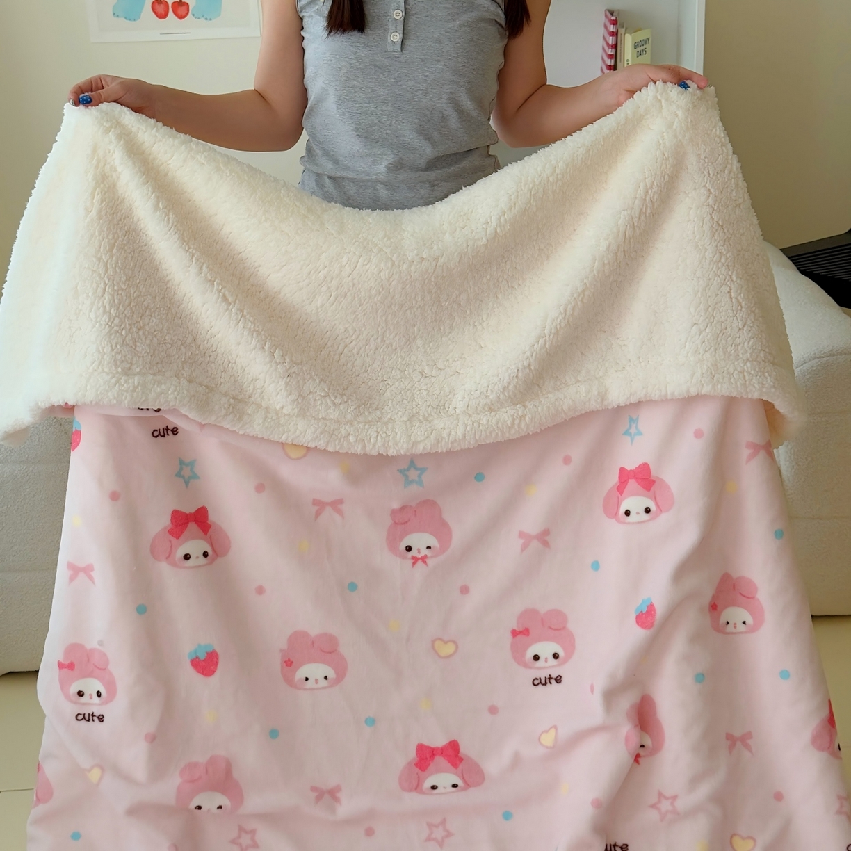 91家纺网 家纺一手货源 找家纺 顾里家纺 2025新款ins韩系少女牛奶羊羔绒盖毯毛毯 可爱兔兔