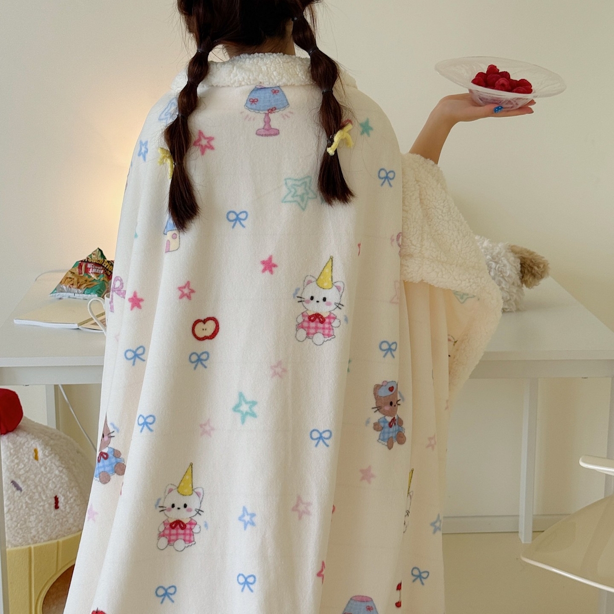 91家纺网 家纺一手货源 找家纺 顾里家纺 2025新款ins韩系少女牛奶羊羔绒盖毯毛毯 画板猫咪