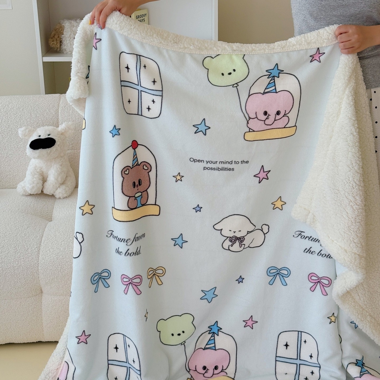 91家纺网 家纺一手货源 找家纺 顾里家纺 2025新款ins韩系少女牛奶羊羔绒盖毯毛毯 漫画小熊