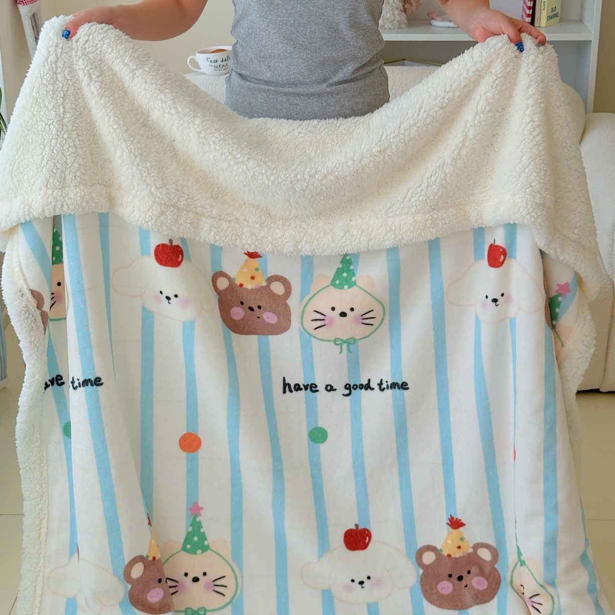 91家纺网 家纺一手货源 找家纺 顾里家纺 2025新款ins韩系少女牛奶羊羔绒盖毯毛毯 ins小动物