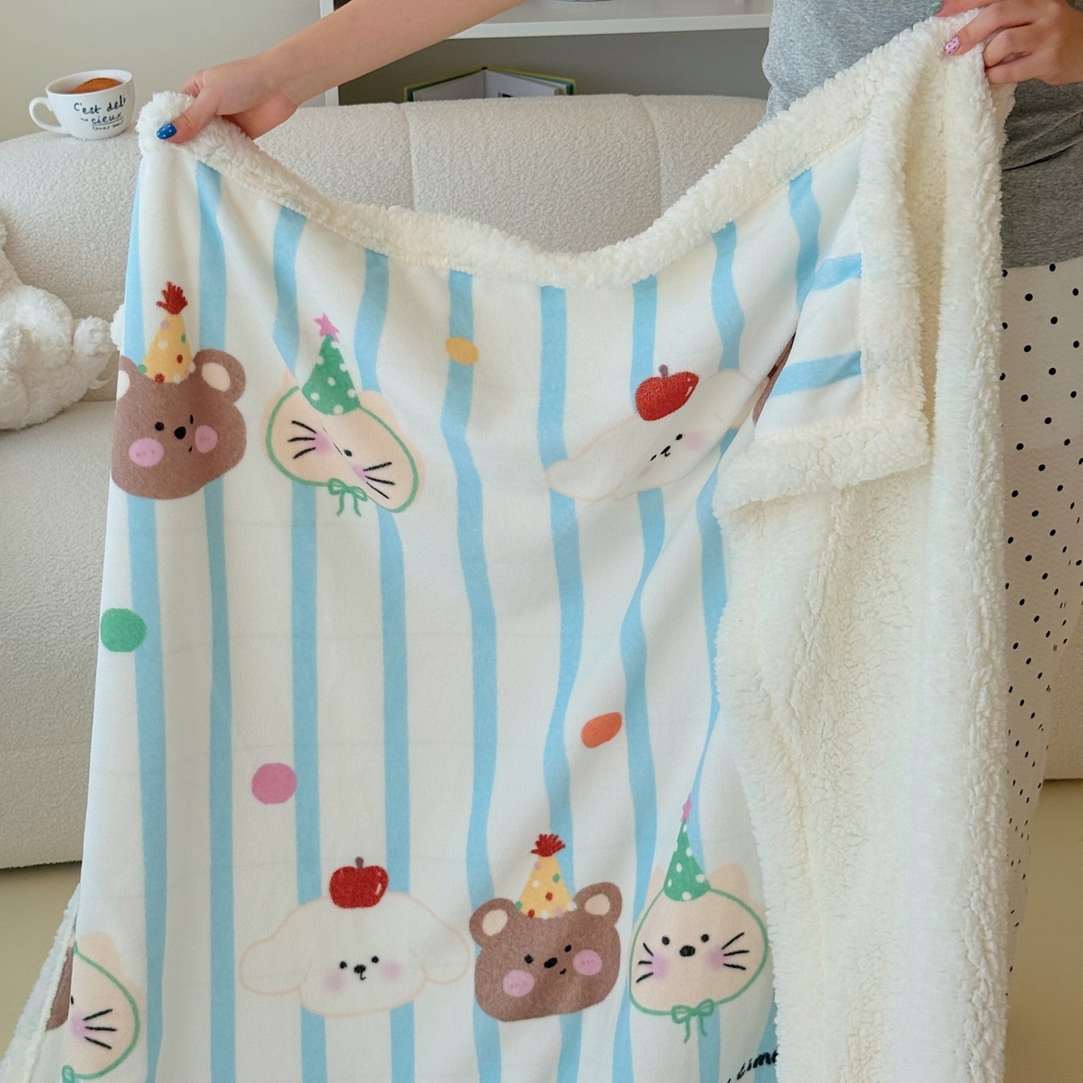 91家纺网 家纺一手货源 找家纺 顾里家纺 2025新款ins韩系少女牛奶羊羔绒盖毯毛毯 ins小动物