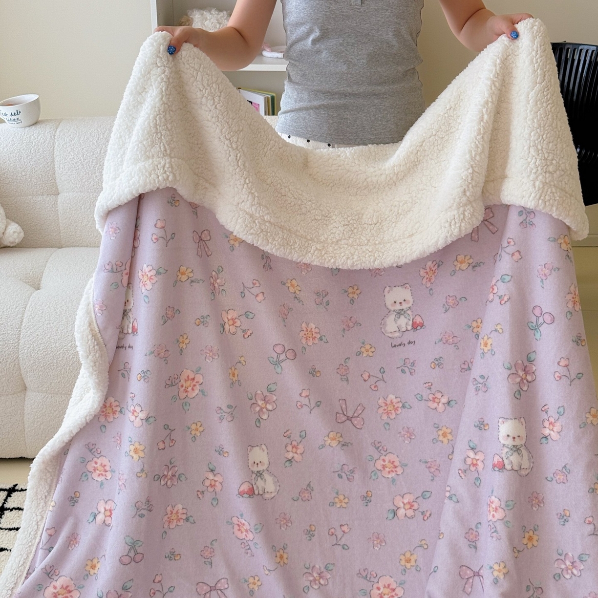 91家纺网 家纺一手货源 找家纺 顾里家纺 2025新款ins韩系少女牛奶羊羔绒盖毯毛毯 碎花喵