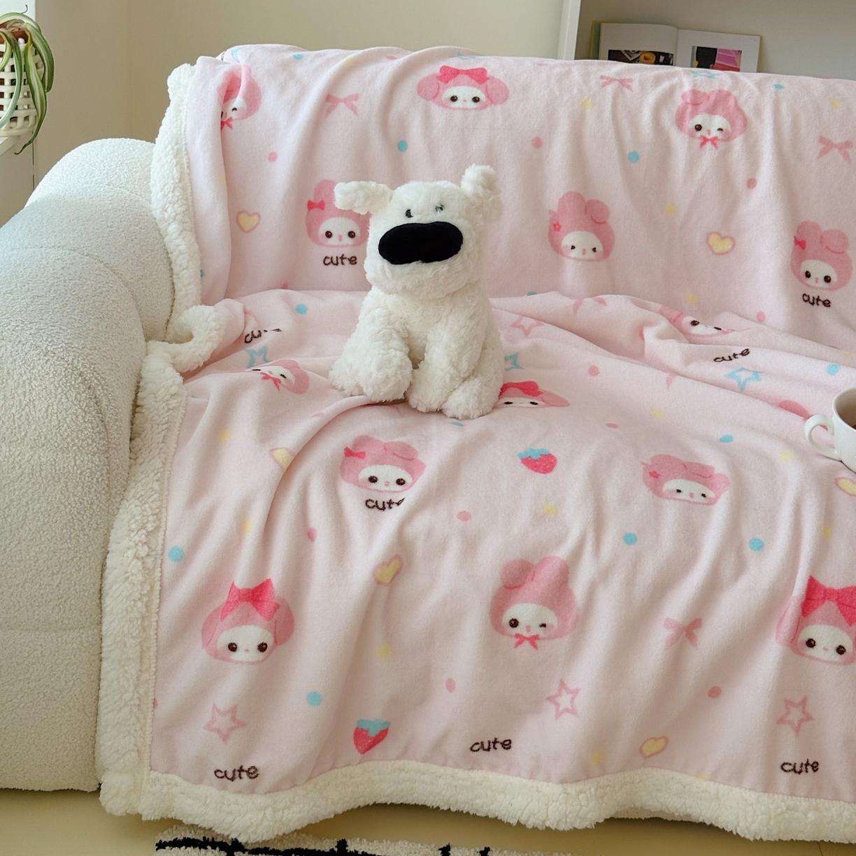 91家纺网 家纺一手货源 找家纺 顾里家纺 2025新款ins韩系少女牛奶羊羔绒盖毯毛毯 可爱兔兔