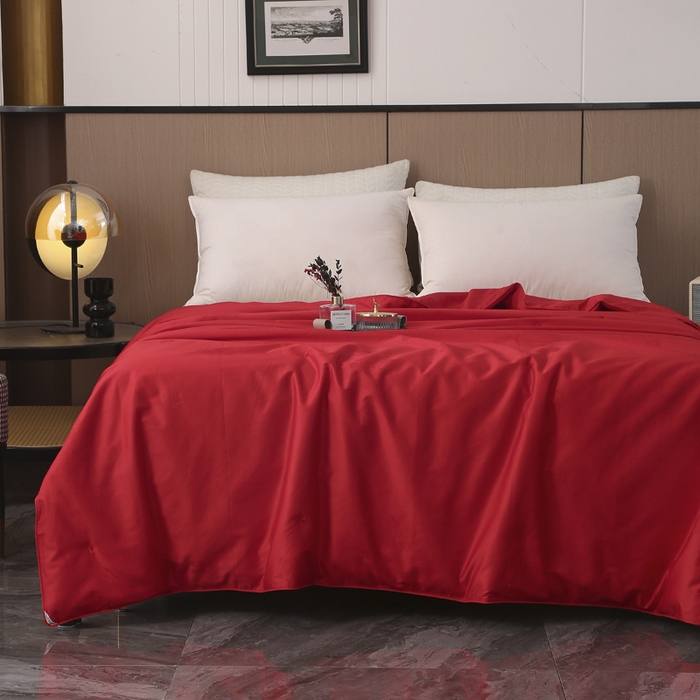 91家纺网 家纺一手货源 找家纺 越宏顺 2025新款龙凤款100%桑蚕丝纯棉手工蚕丝被保真 喜庆红