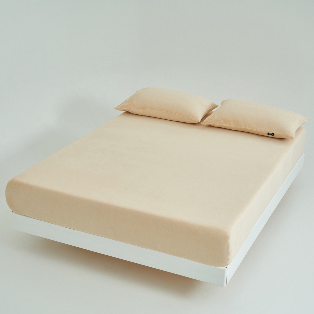 91家纺网 家纺一手货源 找家纺 寐绸家纺 2025新款牛奶绒纯色暖绒床笠 暖绒床笠-米金