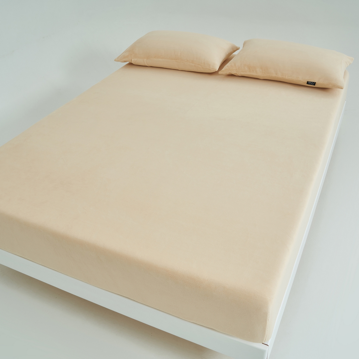 91家纺网 家纺一手货源 找家纺 寐绸家纺 2025新款牛奶绒纯色暖绒床笠 暖绒床笠-米金