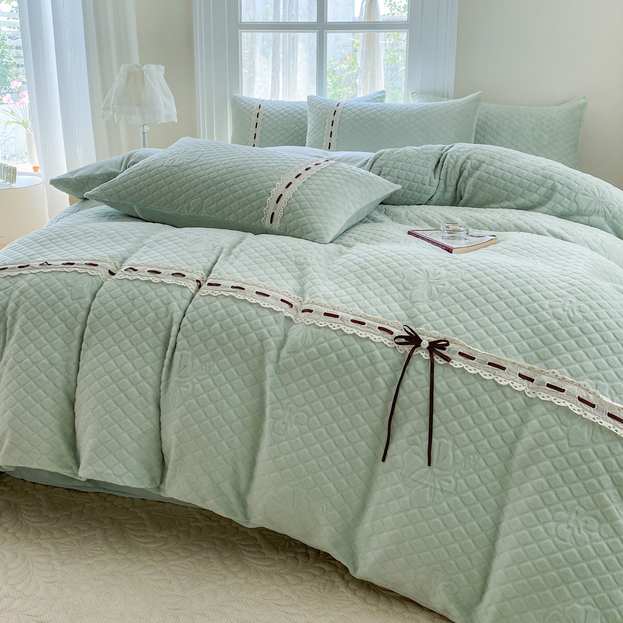 乐嘉盈 2025年新款雕花法式蝴蝶结牛奶绒四件套  蝴蝶结-绿