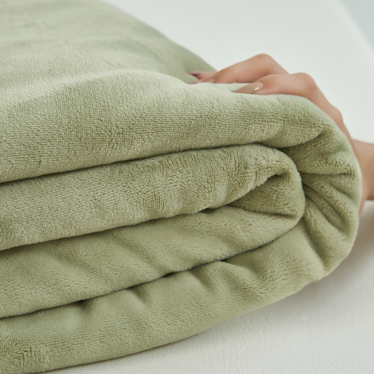 91家纺网 家纺一手货源 找家纺 寐绸家纺 2025新款牛奶绒纯色暖绒床笠 暖绒床笠-牛油果绿