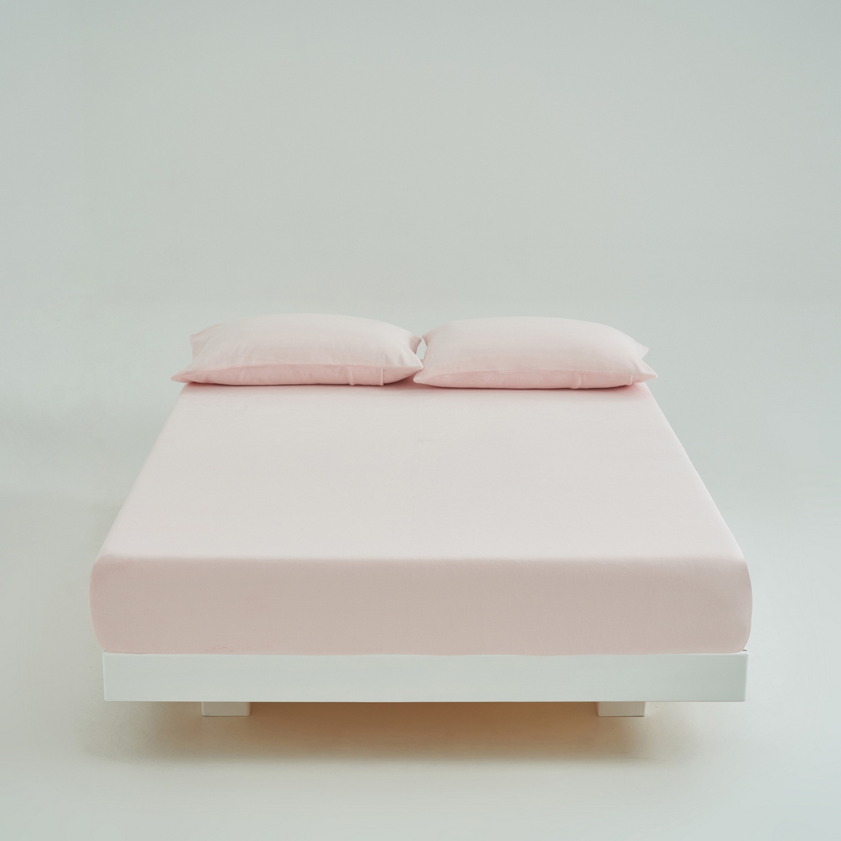 91家纺网 家纺一手货源 找家纺 寐绸家纺 2025新款牛奶绒纯色暖绒床笠 暖绒床笠-浅粉