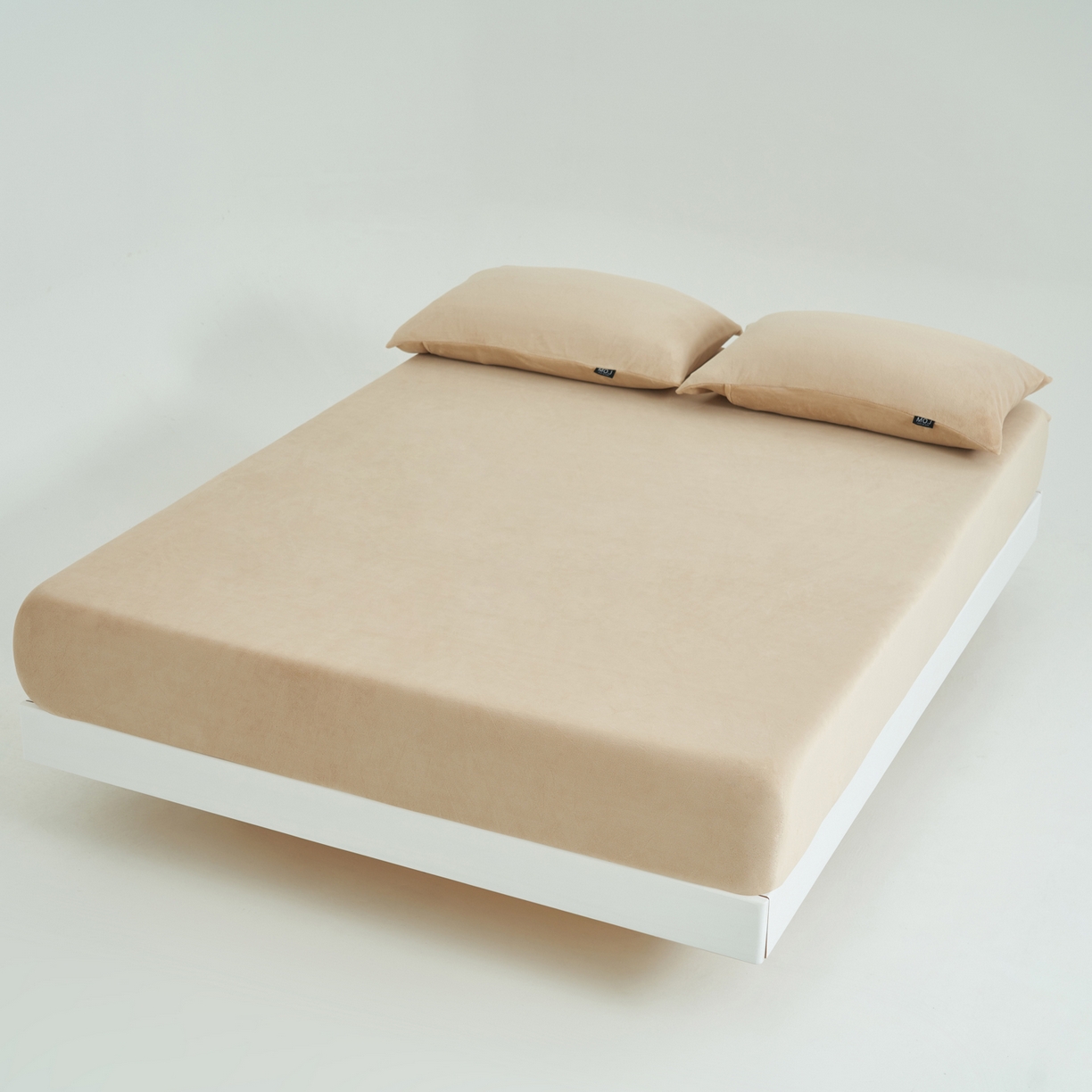 91家纺网 家纺一手货源 找家纺 寐绸家纺 2025新款牛奶绒纯色暖绒床笠 暖绒床笠-驼色