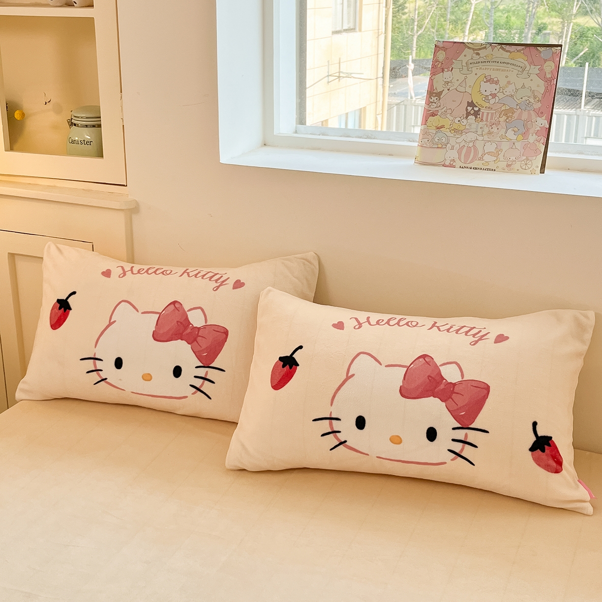 91家纺网 家纺一手货源 找家纺 金爱家 2025新品正版三丽鸥授权Kitty数码大版枕套混搭卡通加厚高克重牛奶绒系列四件 绒三丽鸥-混搭粉格黄KT