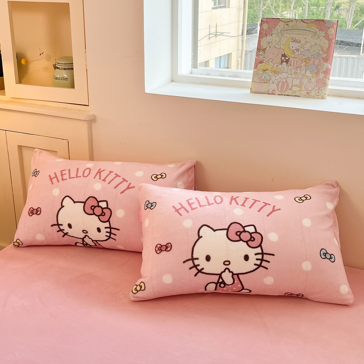 91家纺网 家纺一手货源 找家纺 金爱家 2025新品正版三丽鸥授权Kitty数码大版枕套混搭卡通加厚高克重牛奶绒系列四件 绒三丽鸥-混搭粉心KT