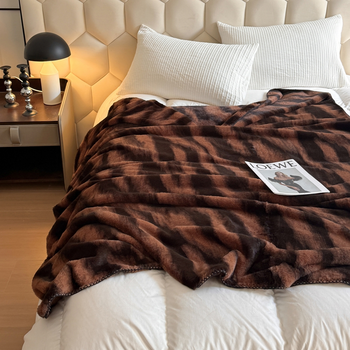 91家纺网 家纺一手货源 找家纺 澳萝拉 2025新款复古法式轻奢双面高克重托斯卡纳兔绒毯 兔眠-深咖