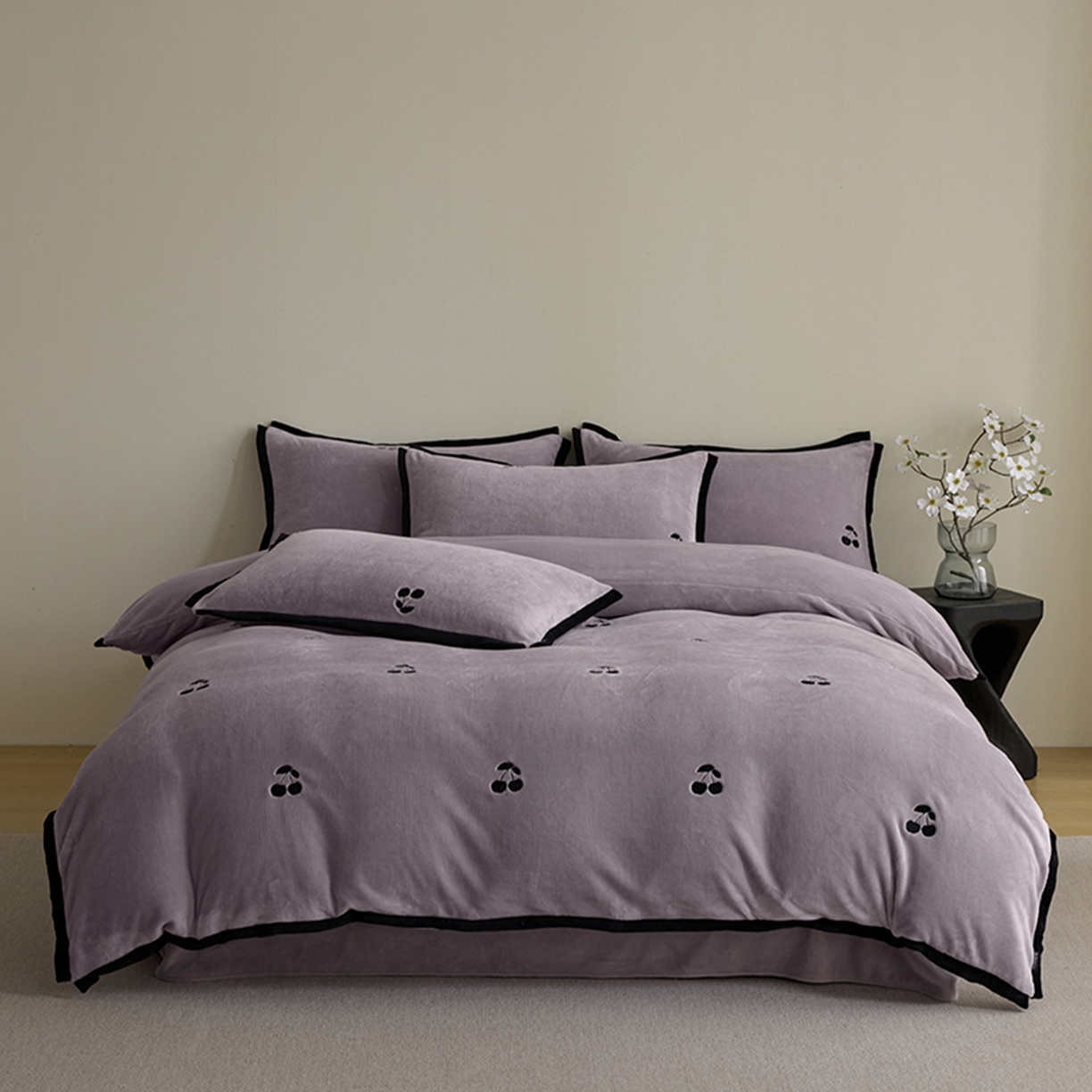 禧禾 2025新款250G消光速暖绒断角边刺绣四件套-樱芙厘 樱芙厘-郁紫