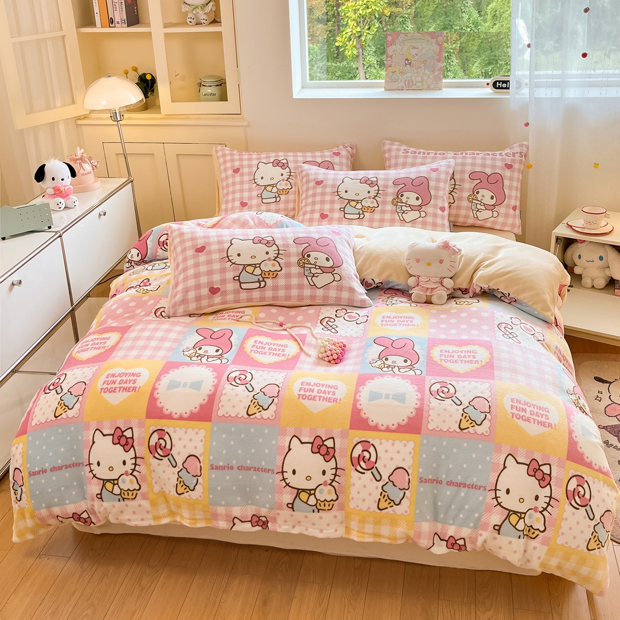 91家纺网 家纺一手货源 找家纺 金爱家 2025新品正版三丽鸥授权Kitty数码大版枕套混搭卡通加厚高克重牛奶绒系列四件 绒三丽鸥-混搭美乐蒂KT