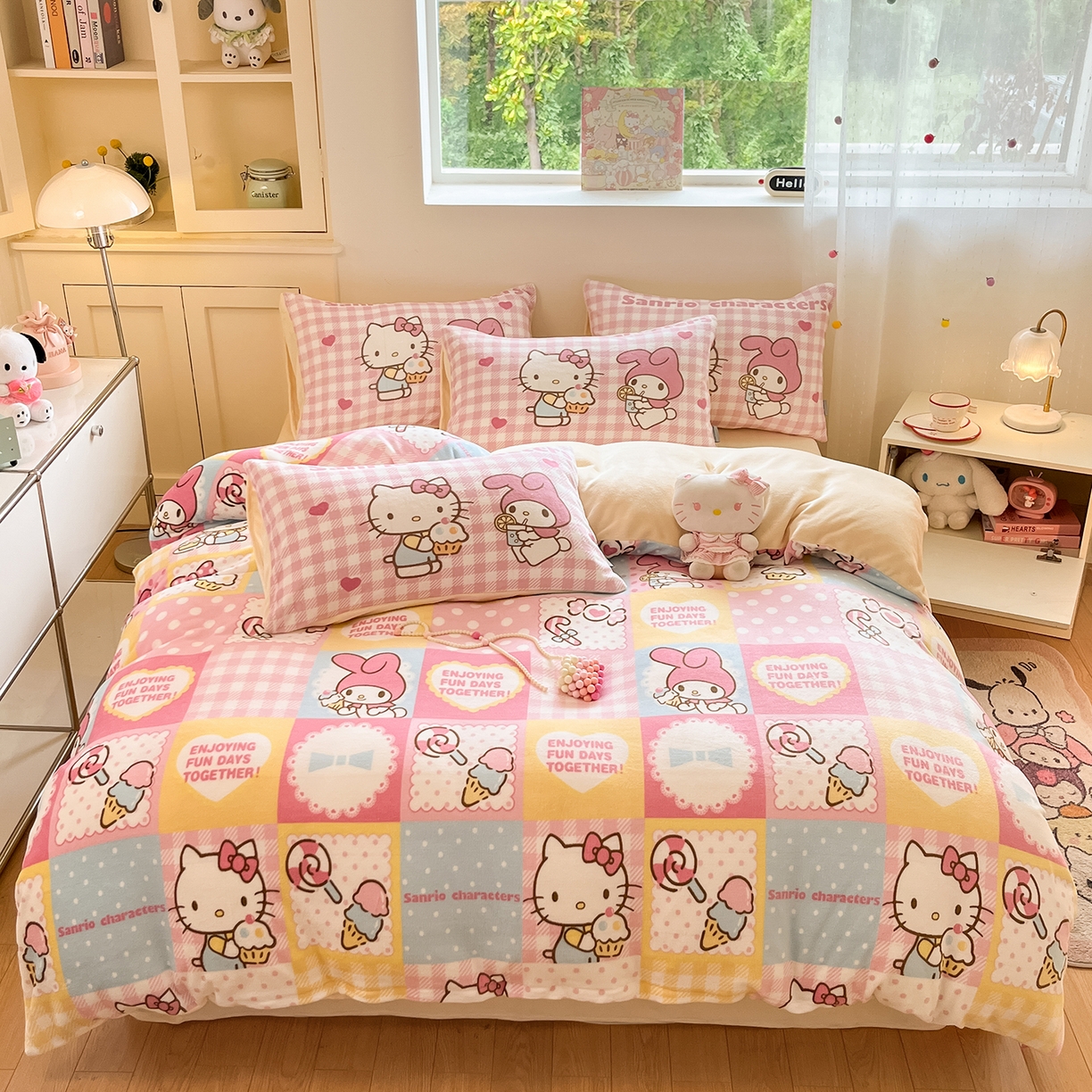 91家纺网 家纺一手货源 找家纺 金爱家 2025新品正版三丽鸥授权Kitty数码大版枕套混搭卡通加厚高克重牛奶绒系列四件 绒三丽鸥-混搭美乐蒂KT