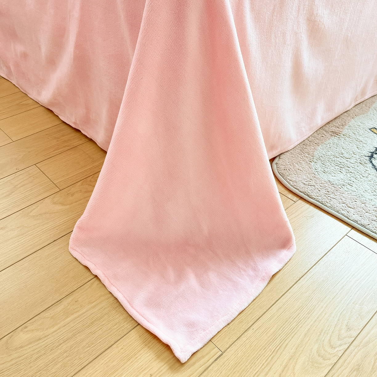 91家纺网 家纺一手货源 找家纺 金爱家 2025新品正版三丽鸥授权Kitty数码大版枕套混搭卡通加厚高克重牛奶绒系列四件 绒三丽鸥-混搭甜筒KT